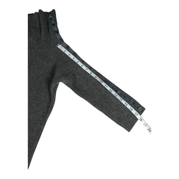 Neiman Marcus 100% Cashmere Button Shoulder Sweater Dress Gray Small Luxurious - Picture 8 of 14